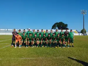 Foto do time sub-15 do Cerrado Esporte Clube