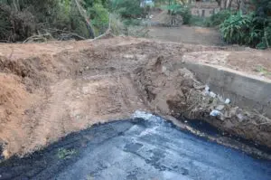 Fotos de uma estrada não pavimentada