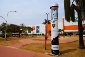 Foto de um totem de segurança em Aparecida de Goiânia